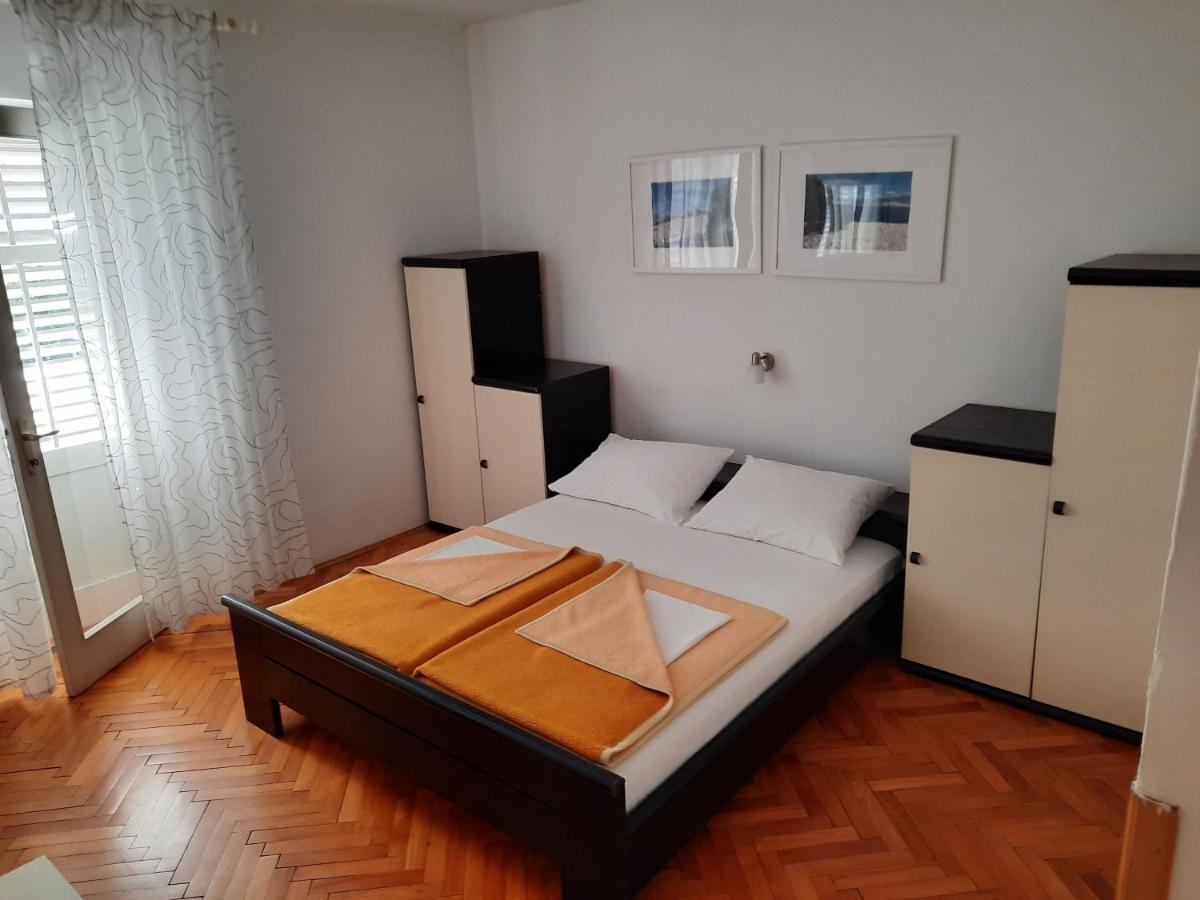 Apartman Matusan Palit55 Rab Town Exterior photo
